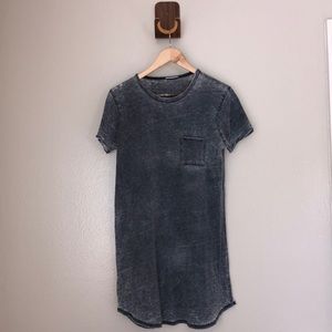 Casual loose dress T-shirt / distressed Grey